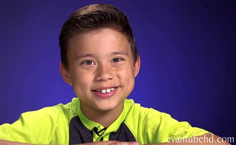 Evan Tube HD (@EvanTubeHD) .